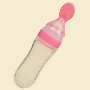 Baby-Flasche mit Löffel